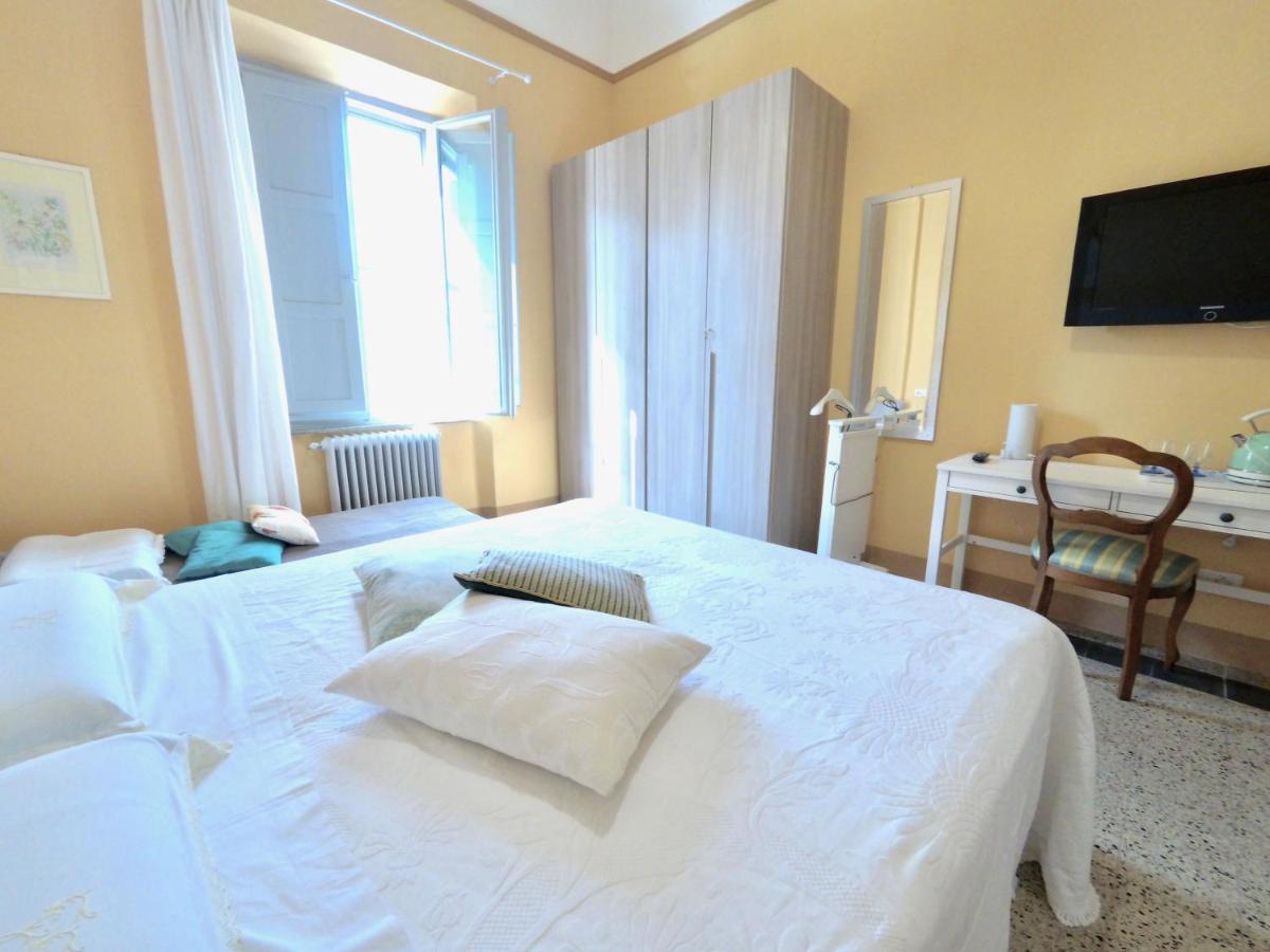 The Flower Hotel Pisa Buitenkant foto